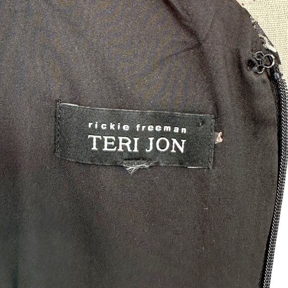 Rickie Freeman Teri Jon Black White Green V-Neck Mixed Sleeveless Dress Size 6 - Picture 4 of 6